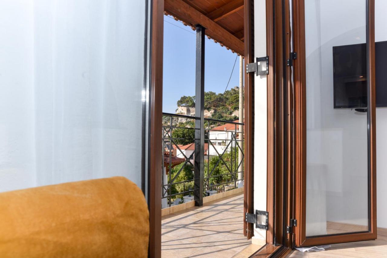 Prana'S Castle Apartment Kyparissia Exterior photo